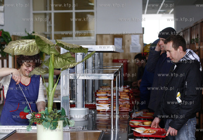 Stocznia Gdynia S.A. Pracownik Stoczni Gdynia SA Krzysztof...