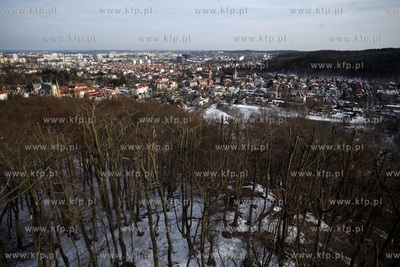 Gdansk Oliwa. Widok z wiezy widokowej na Pacholku.

27.03.2013
fot....