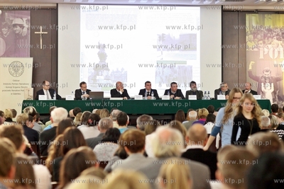 Historyczna Sala BHP. w Stoczni Gdanskiej. Prezentacja...