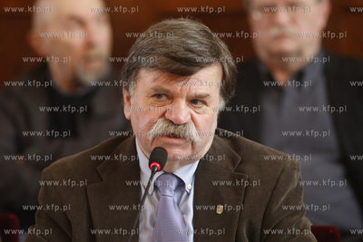 XVII nadzwyczajną sesję Rady Miasta Sopotu, na której...