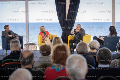 Debata "Twój głos. Twoja przyszłość. Twój prezydent",...