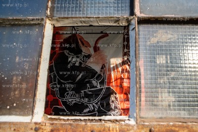 Gdańsk. Street art w Stoczni Cesarskiej. Nz. Spawacz...