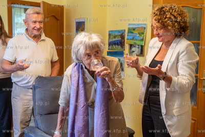 Przyjęcie z okazji 103. urodzin pani Krystyny Ramułt...