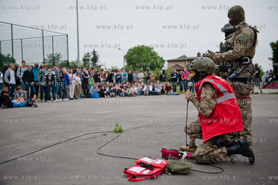 Gdansk. Gimnazjum nr 29 na Suchaninie. Pokazy Gdanskiej...