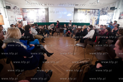Gdansk. Sala BHP Stoczni Gdanskiej. Otwarta dyskusja...