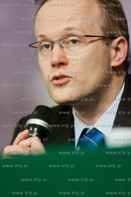 Gdansk. Sala BHP Stoczni Gdanskiej. Prezentacja 2 tomu...