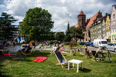 Gdansk. Wielki piknik na placu Swietopelka, zorganizowany...