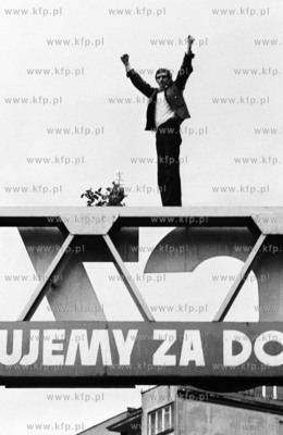 Strajk w Stoczni Gdanskiej im Lenina. Nz. Stoczniowiec...