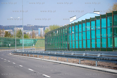Gdynia. Ekrany akustyczne na Estakadzie Kwiatkowskiego
05.05.2008
fot....