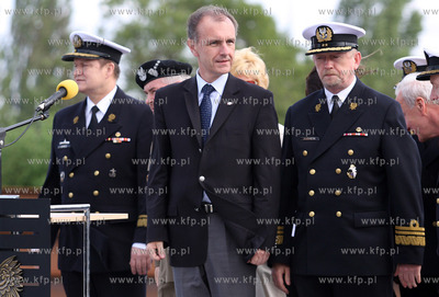 Port Wojenny w Swinoujsciu, Uroczyste przekazanie obowiazkow...