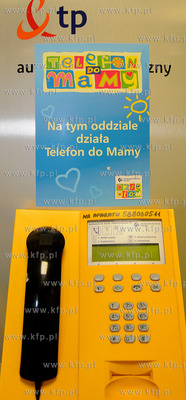 Telefon do mamy w szpitalu Miejskim w Gdyni.
10.03.2010
fot....