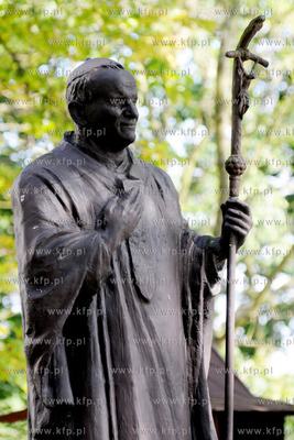 Sanktuarium Matki Bozej Bolesnej w przy klasztorze...