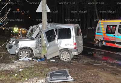 Sopot. Ulica Malczewskiego.  Wypadek samochodowy. Okolo...