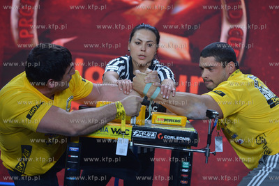 XV edycja Pucharu Swiata Zawodowcw w Armwrestlingu...