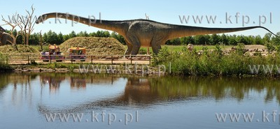 08.07.2010 Łeba. Park Dinozaurów jest najwiekszym...