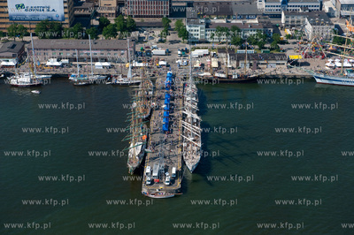 Tall Ships' Races 2009 w Gdyni z lotu ptaka. Zlot Wielkich...