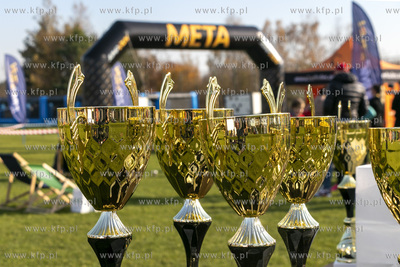 Pierwszy w Polsce bieg przez dmuchane mega przeszkody...