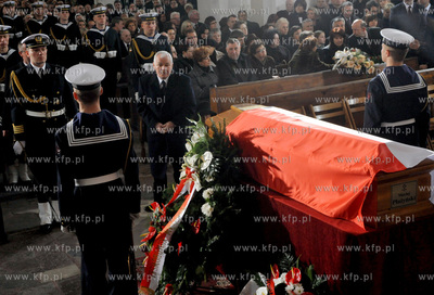 Bazylika Mariacka w Gdansku. Uroczystosci pogrzebowe...