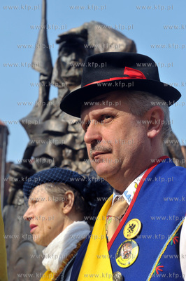 Uroczystosci rozpoczecia Dnia Kaszubskiego pod pomnikiem...