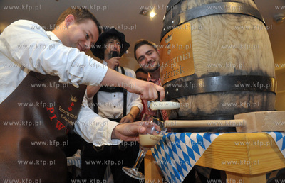 Swoeto piwa Oktoberfest 2013 w Brovarni Gdansk nalezacej...