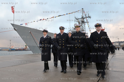 Port Wojenny w Gdyni Oksywie.Uroczystosc przekazania...
