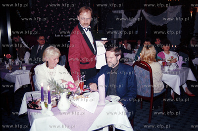 Publicznosc podczas koncertu Ireny Jarockiej w restauracji...
