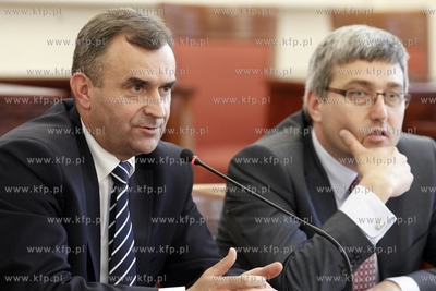 Urzad Marszalkowskiw Gdansku. Debata o przyszłosci...