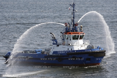 Gdynia. Swieto Morza. Pokaz dzialan antyterrorystycznych...