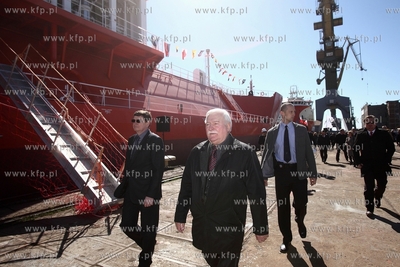 Stocznia Gdansk. Uroczystosc chrztu statku SYN ANTARES....