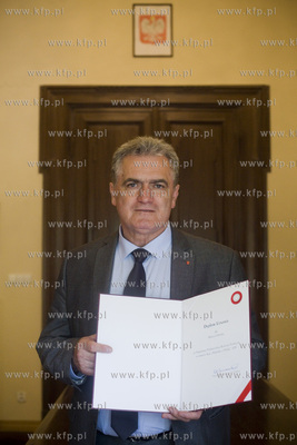 Bogdan Oleszek z dyplomem za Najpiękniejszy Podświetlony...