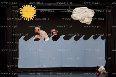 Świat Mało Znany. Przegląd teatralny grupy Im Plus...