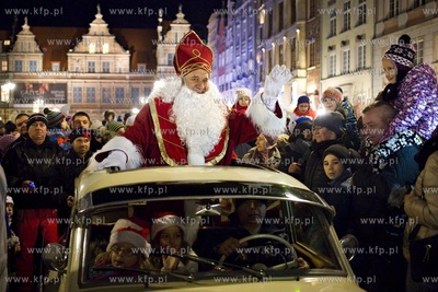 Gdansk. Przywitanie Swietego Mikolaja, parada zaczarowanego...