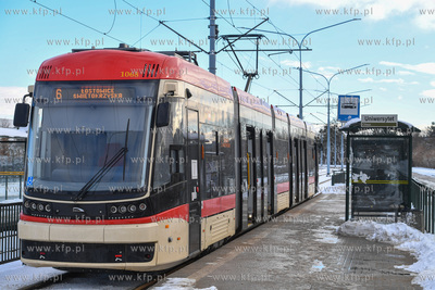 Pesa Jazz Duo zimą w okolicy przystanku Uniwersytet...