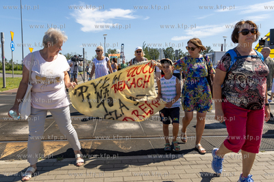 Gdańsk Letnica. Protest mieszkańców przyportowych...