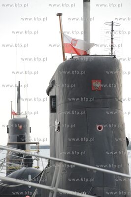 Port wojenny Gdynia. Zaloba na okretach wojennych po...