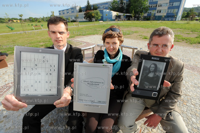 Mobilny czytnik iLiad firmy iRex Technologies jest...