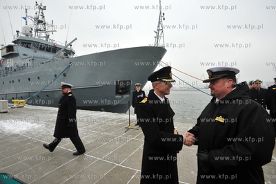 Polska Marynarka Wojenna przejmuje dowodzenie Stalego...