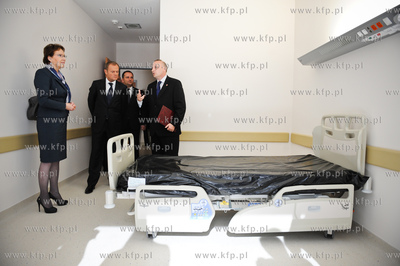 Gdansk. Uroczystosc zakonczenia budowy Centrum Medycyny...