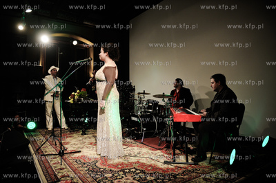 Gdansk. Nadbaltyckie Centrum Kultury, Skiboby - czyli...