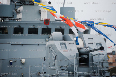 Gdynia Oksywie. Port Wojenny. Wielka gala banderowa...