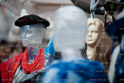 Gdansk. Ulica Tkacka. 752 Jarmark sw. Dominika.
Nz...