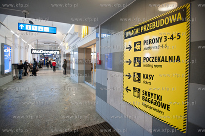 Gdansk. Remont hali glownej Dworca Glownego PKP.
20.01.2013
fot....