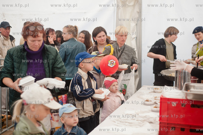 Gdansk. Targ Weglowy. Wielka Sobota. Sniadanie wielkanocne...