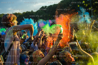 Gdansk. Plac Zebran Ludowych. Festiwal Kolorow. 22.08.2015...