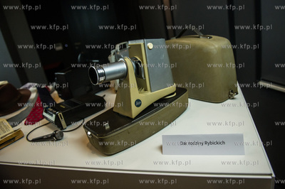 Muzeum Emigracji w Gdyni. Przekazanie osobistych pamiatek...