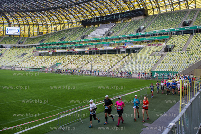 Zawodnicy na trasie II PZU Gdansk Maraton. 
15.05.2016
fot....