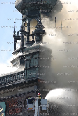 Pozar zabytkowego kosciola sw Katarzyny w Gdansku.
22.05.2006
Fot....