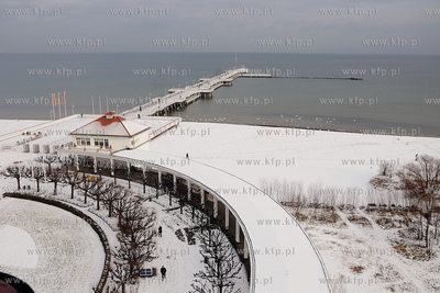 Zimowy Sopot, widok z latarni morskiej. Nz. molo
19.01.2009
fot....