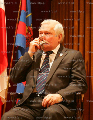 Wizyta Lecha Walesy w Szczecinie, gdzie podczas uroczystej...