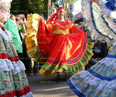 Festiwal Folkloru W kilku miastach wojewodztwa pomorskiego...